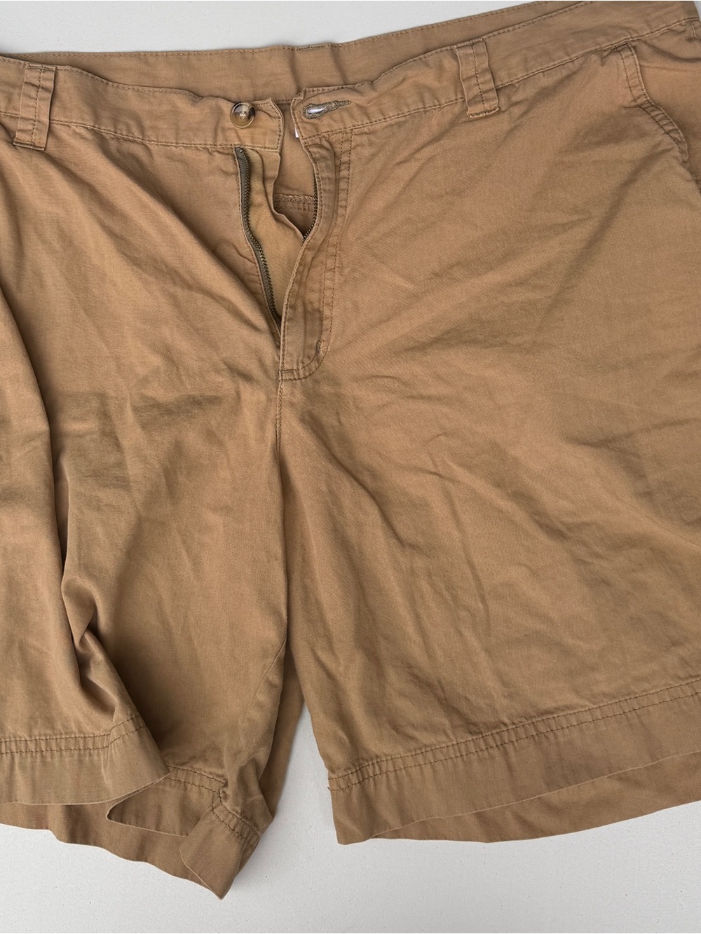 Columbia Men's Khaki Flat Front Cotton Shorts